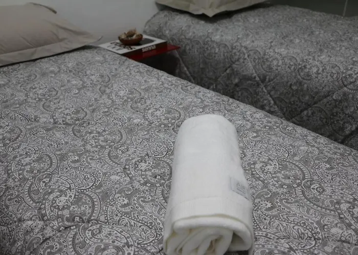 Casa Com Quarto Simples A 4 Km Do Aeroporto De Sao Jose Dos Pinhais